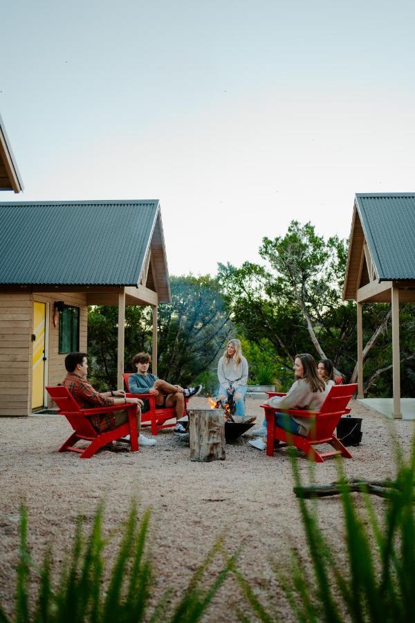 Hotel Lucky Arrow Retreat à Dripping Springs Extérieur photo